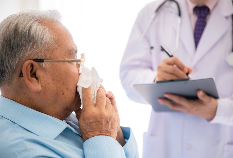 Médico especialista em sinusite